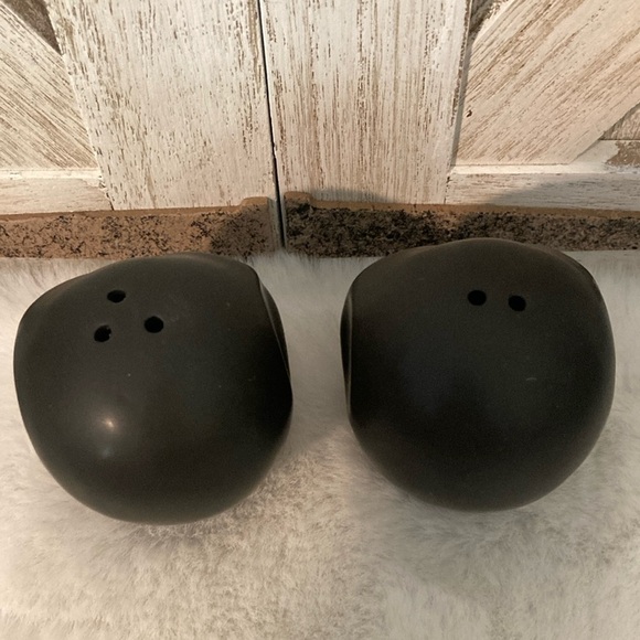 Halloween Skull Shakers - Picture 3 of 6